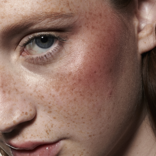 STROBE BEAM LIQUID BLUSH 2