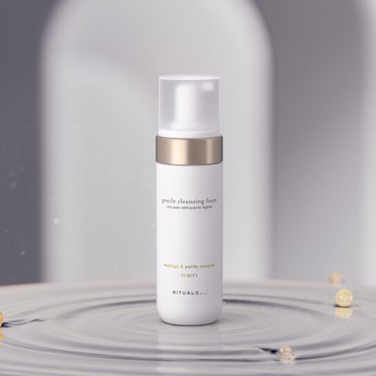 THE RITUAL OF NAMASTE GENTLE CLEANSING FOAM 2