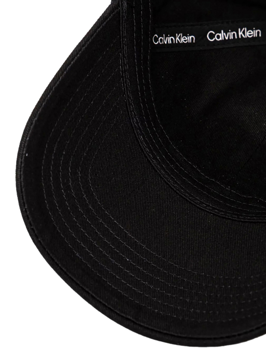 ΓΥΝΑΙΚΕΙΟ ΚΑΠΕΛΟ 3