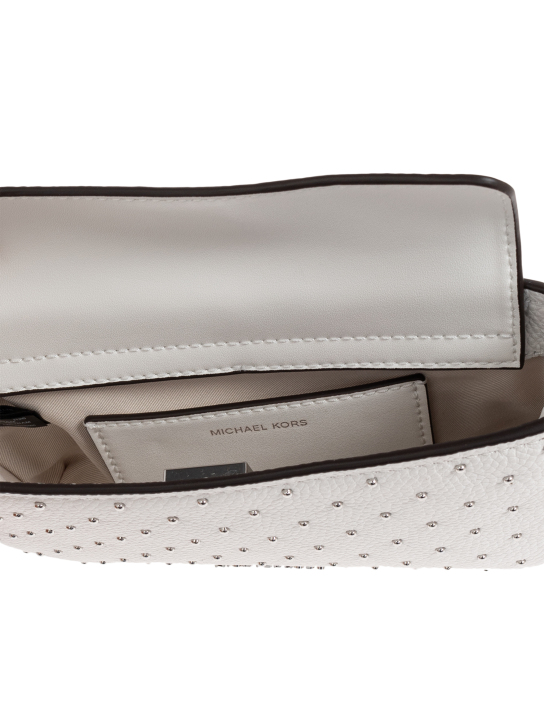 ΓΥΝΑΙΚΕΙΑ ΤΣΑΝΤΑ ΧΙΑΣΤΙ 2