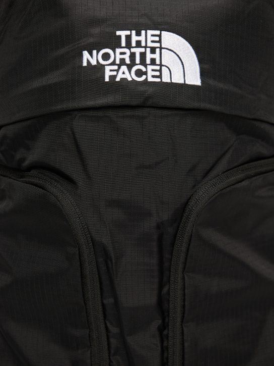 UNISEX ΣΑΚΙΔΙΟ ΠΛΑΤΗΣ SURGE 3