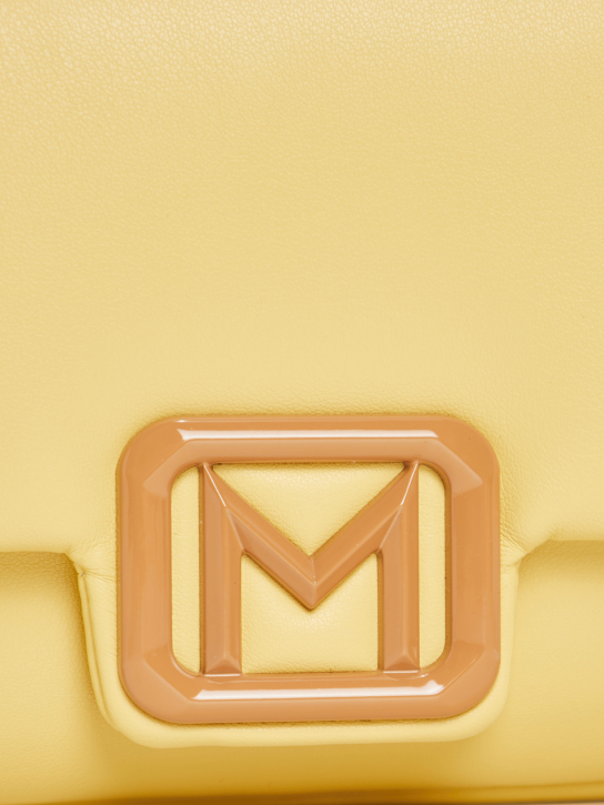 ΓΥΝΑΚΕΙΑ ΤΣΑΝΤΑ ΧΕΙΡΟΣ 3