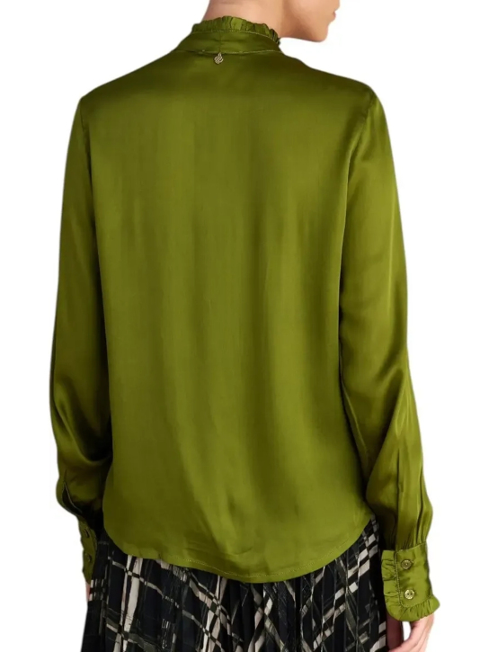 ΓΥΝΑΙΚΕΙΟ ΣΑΤΕΝ ΠΟΥΚΑΜΙΣΟ  2