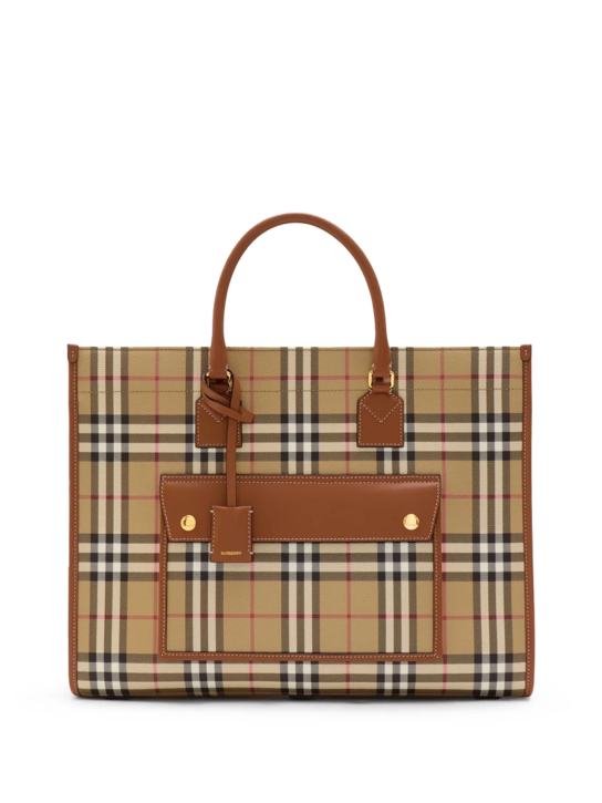 ΓΥΝΑΙΚΕΙΑ ΤΣΑΝΤΑ ΧΕΙΡΟΣ  0