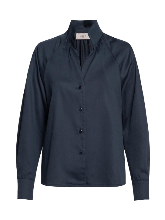 ΓΥΝΑΙΚΕΙΟ ΠΟΥΚΑΜΙΣΟ  1