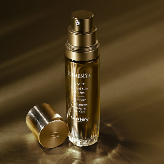 SUPREMŸA AT NIGHT THE SUPREME ANTI-AGING SKIN CARE 4