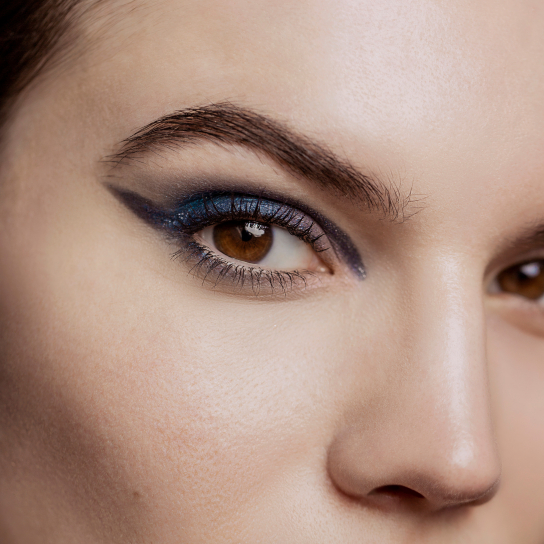 SO CURL CURLING AND FORTIFYING MASCARA 2