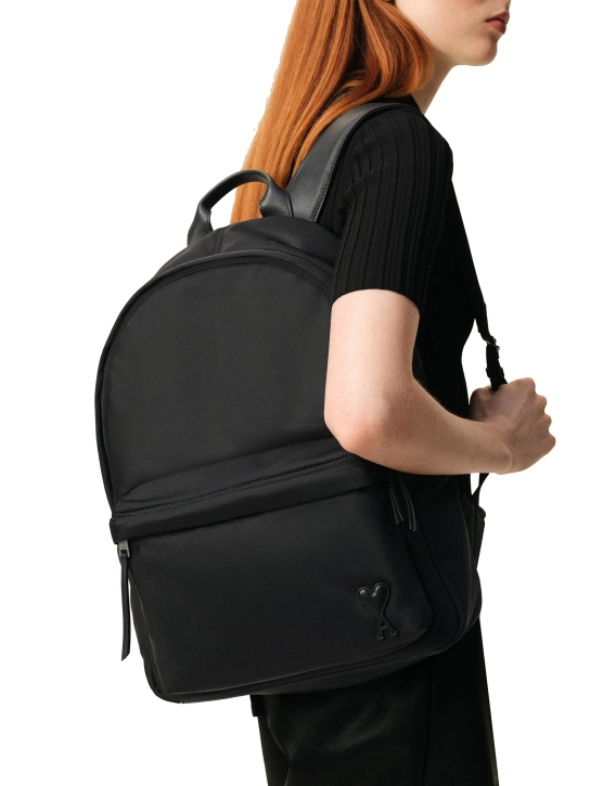 ΓΥΝΑΙΚΕΙΟ ΣΑΚΙΔΙΟ ΠΛΑΤΗΣ 3