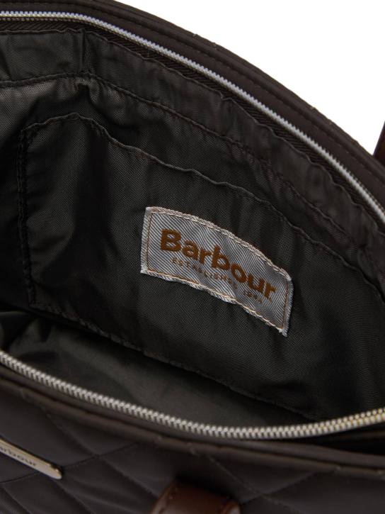 ΓΥΝΑΙΚΕΙΑ ΚΑΠΙΤΟΝΕ ΤΣΑΝΤΑ ΧΕΙΡΟΣ 3