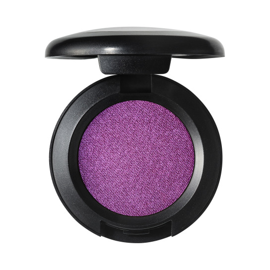 EYE SHADOW 1