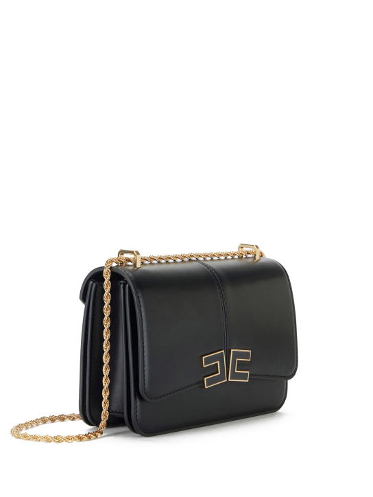 ΓΥΝΑΙΚΕΙΑ ΤΣΑΝΤΑ ΩΜΟΥ  2