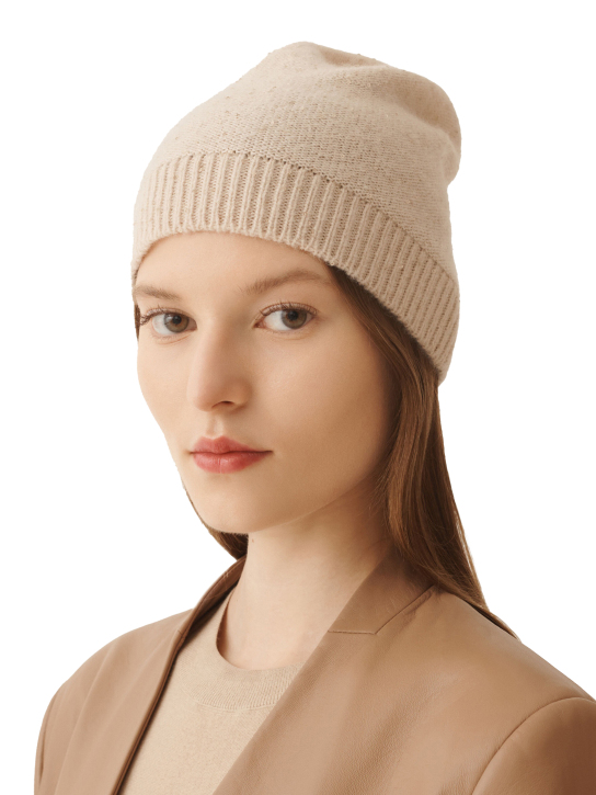 ΓΥΝΑΙΚΕΙΟ ΦΟΥΛΑΡΙ 1