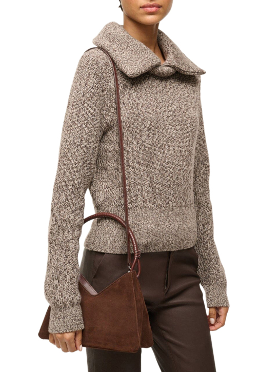 ΓΥΝΑΙΚΕΙΑ ΤΣΑΝΤΑ ΩΜΟΥ 4