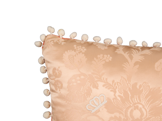ΔΙΑΚΟΣΜΗΤΙΚΗ ΜΑΞΙΛΑΡΟΘΗΚΗ PINK BROCADE 1