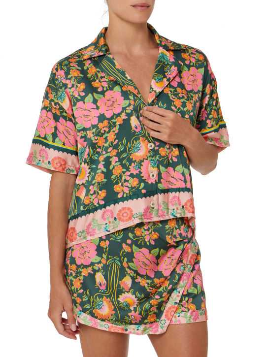 ΓΥΝΑΙΚΕΙΟ ΠΟΥΚΑΜΙΣΟ 1