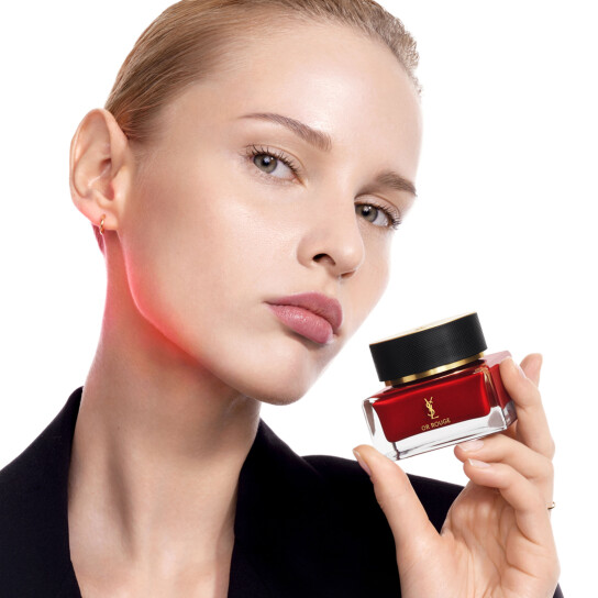 OR ROUGE LA CRÈME REGARD EYE CREAM 1