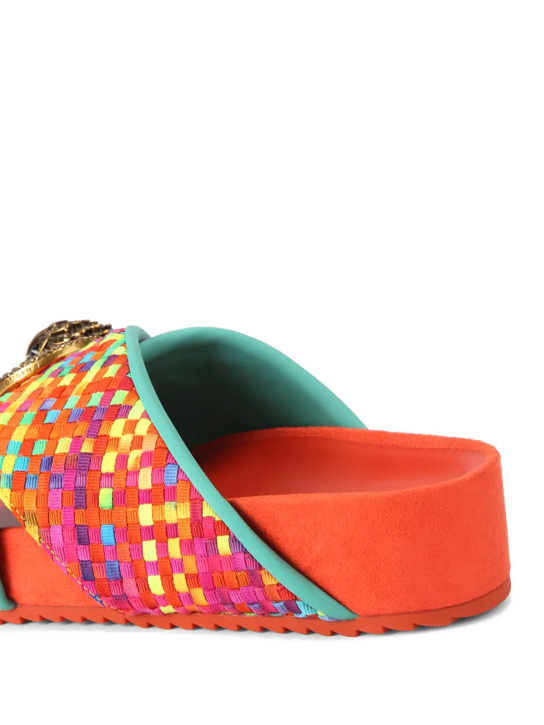 ΓΥΝΑΙΚΕΙΑ ΣΑΝΔΑΛΙΑ  2