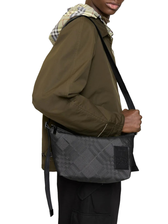 ΑΝΔΡΙΚΗ ΤΣΑΝΤΑ ΧΙΑΣΤΙ 1