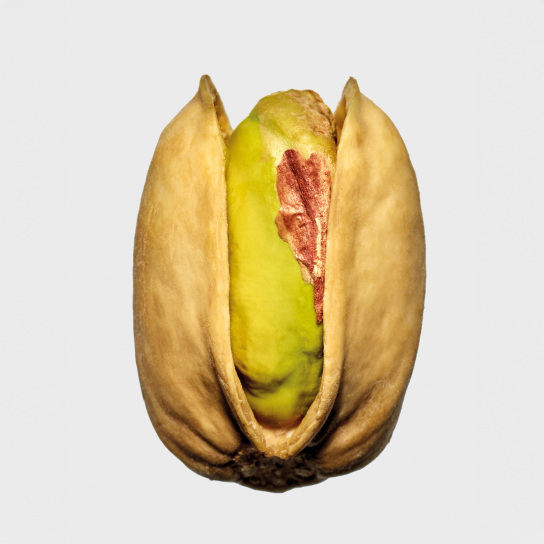 LOEWE PISTACHIO MEDIUM SCENTED CANDLE 2