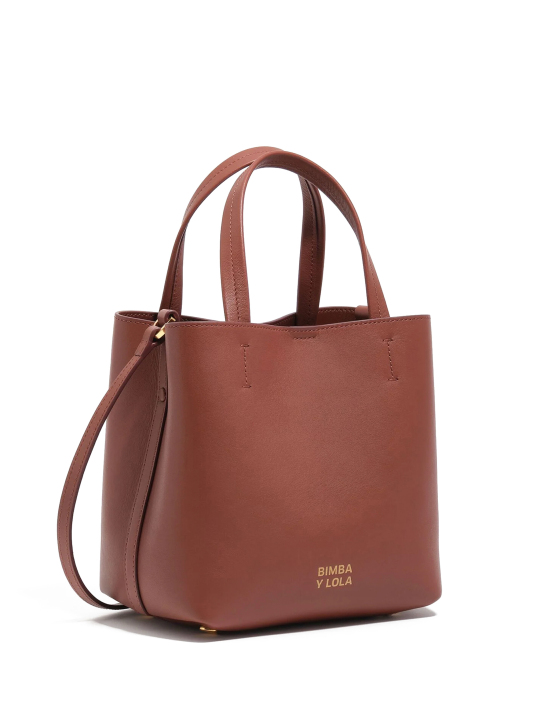 ΓΥΝΑΙΚΕΙΑ ΤΣΑΝΤΑ ΧΕΙΡΟΣ 0