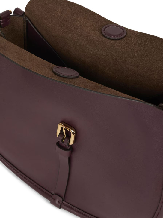 ΓΥΝΑΙΚΕΙΑ ΔΕΡΜΑΤΙΝΗ ΤΣΑΝΤΑ ΧΙΑΣΤΙ 3